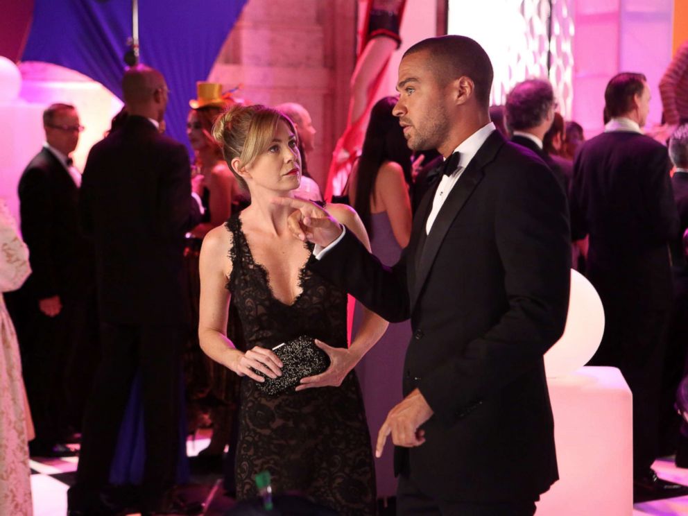 PHOTO: Ellen Pompeo and Jesse WIlliams from the episode Puttin on the Ritz of Greys Anatomy, which aired Oct. 10, 2013 on the ABC Television Network. 