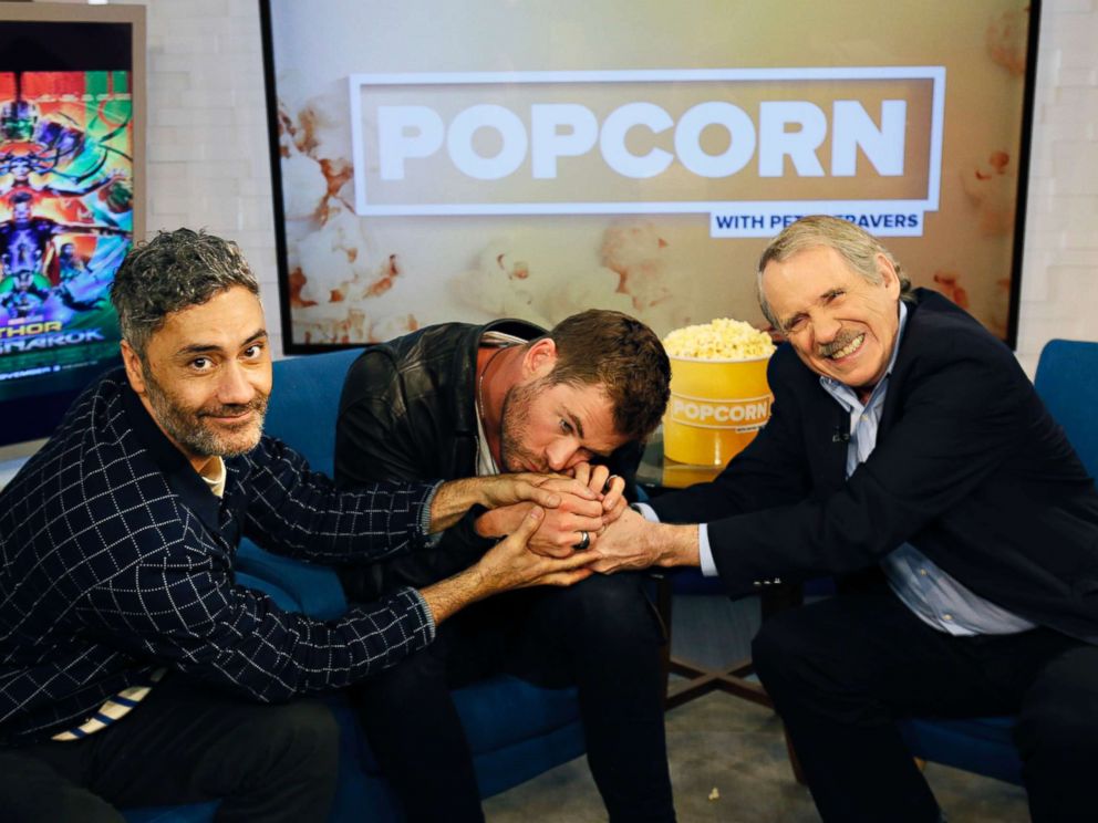 PHOTO: Director Taika Waititi and actor Chris Hemsworth appear on Popcorn with Peter Travers at ABC News studios, Oct. 30, 2017, in New York City.