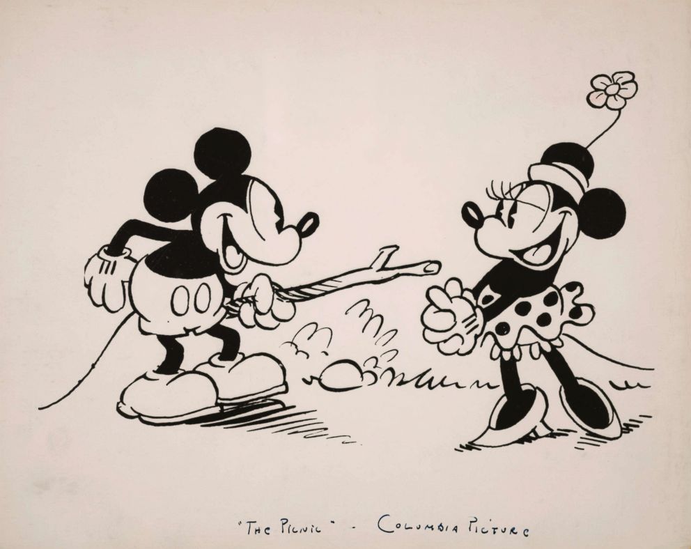 PHOTO: Mickey and Minnie on a picnic.