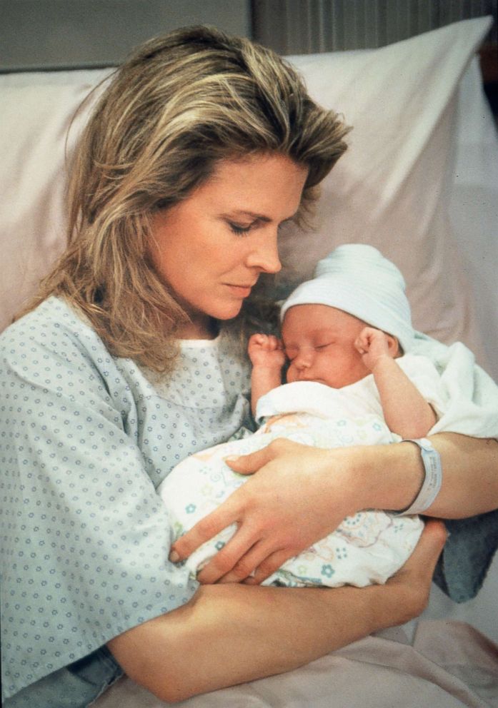 PHOTO: Candice Bergen is pictured with an infant in the Birth 101 episode of Murphy Brown, that aired May 18, 1992. 