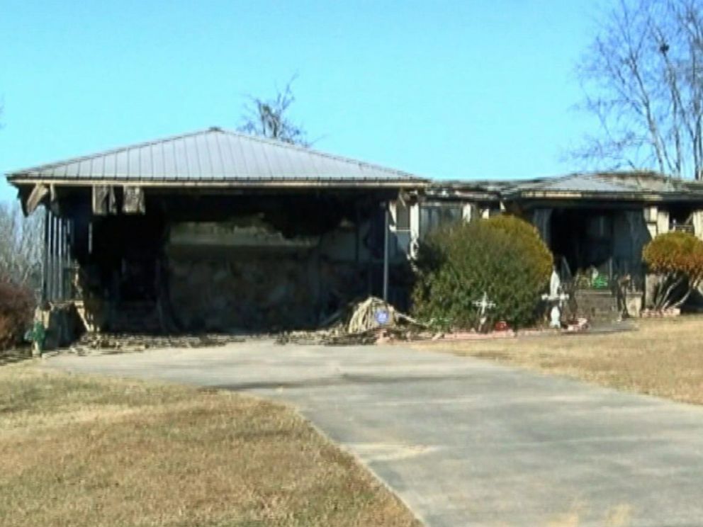 PHOTO: Roy Moore accuser Tina Johnsons home in Gadsden, Ala., is pictured after a house fire on Jan. 3, 2018.