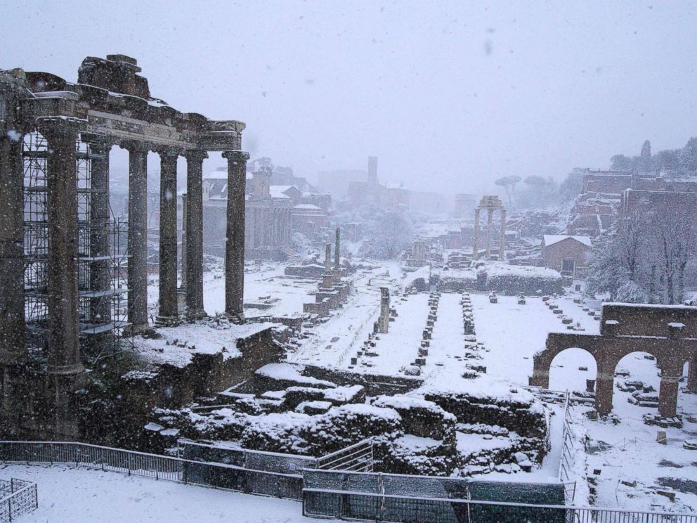 PHOTO: The Ancient Forum during a snowfall in Rome, Feb. 26, 2018.